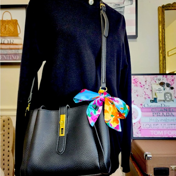 Handbags - Black Crossbody Vegan Leather Purse